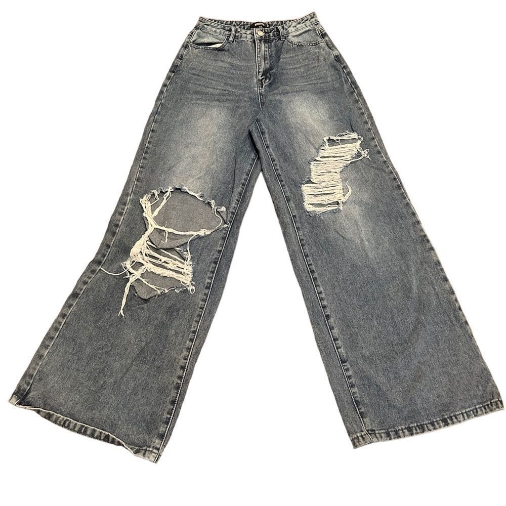 Missguided distress & ripped  mom jeans. All distress is intentional. Size 2R.